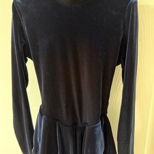 Elegant Blue Velvet Long Sleeve Figure Skating Dress